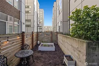 9242 A 17th Avenue SW, Seattle, WA 98106 - Photo 36