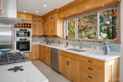 10245 Marine View Drive SW, Seattle, WA 98146 - Photo 14