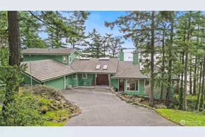 736 Tillamuk Drive, La Conner, WA 98257 - Photo 1