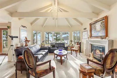 736 Tillamuk Drive, La Conner, WA 98257 - Photo 4