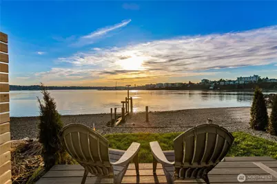 219 Shore Drive, Bremerton, WA 98310 - Photo 2