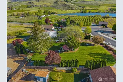 46 John Truett Drive, Malaga, WA 98828 - Photo 2