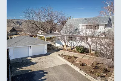 46 John Truett Drive, Malaga, WA 98828 - Photo 2