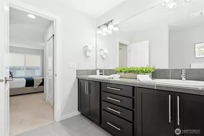 15720 Meadow Road #B5, Lynnwood, WA 98087 - Photo 24