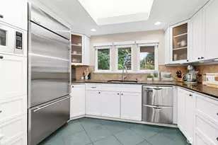 24215 75th Ave SE, Woodinville, WA 98072 - Photo 12