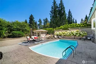 24215 75th Ave SE, Woodinville, WA 98072 - Photo 32