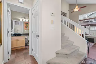 562 Elma Ave NE, Renton, WA 98059 - Photo 6