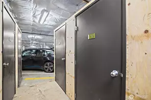 827 Hiawatha Pl S, Seattle, WA 98144 - Photo 20