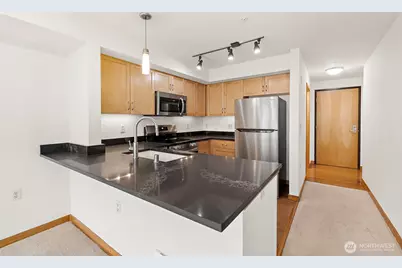 827 Hiawatha Place S #313, Seattle, WA 98144 - Photo 6