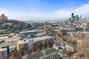 827 Hiawatha Pl S, Seattle, WA 98144 - Photo 22