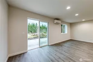 206 Creekside Dr, Port Angeles, WA 98362 - Photo 10