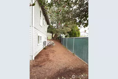 917 McKenzie Avenue, Bremerton, WA 98337 - Photo 28