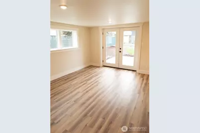 917 McKenzie Avenue, Bremerton, WA 98337 - Photo 12