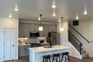 8571 42nd Pl NE, Marysville, WA 98270 - Photo 6