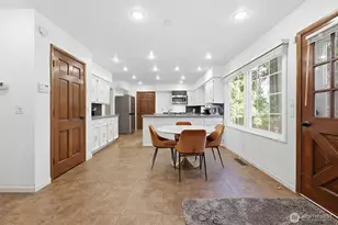 7009 NE 74th Ave, Vancouver, WA 98662 - Photo 4