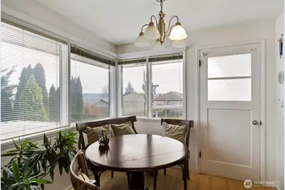 110 S Summit Avenue, Bremerton, WA 98312 - Photo 10