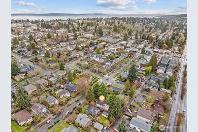 8060 Dibble Avenue NW, Seattle, WA 98117 - Photo 38