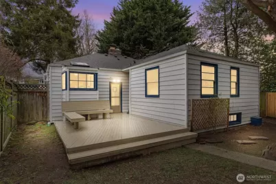 8060 Dibble Avenue NW, Seattle, WA 98117 - Photo 28