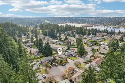 6406 233rd Place SW, Mountlake Terrace, WA 98043 - Photo 2