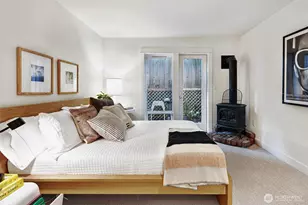 410 Malden Ave E, Seattle, WA 98112 - Photo 24