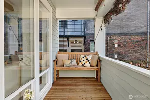 410 Malden Ave E, Seattle, WA 98112 - Photo 4