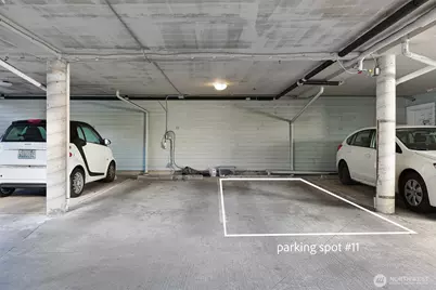 410 Malden Avenue E #B, Seattle, WA 98112 - Photo 34