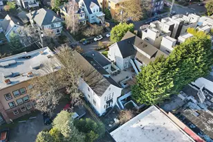 410 Malden Ave E, Seattle, WA 98112 - Photo 32