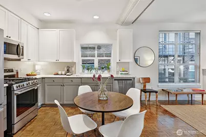 410 Malden Avenue E #B, Seattle, WA 98112 - Photo 14