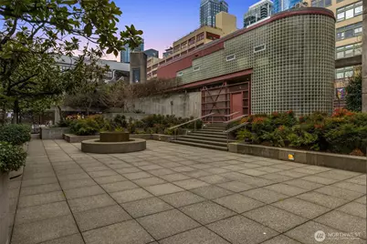 1425 Western Avenue #L310, Seattle, WA 98101 - Photo 26