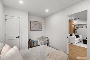 1604 NW 70th St, Seattle, WA 98117 - Photo 16