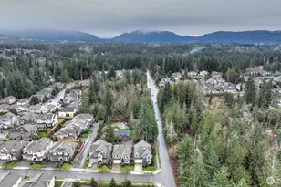 21801 SE 1st St, Sammamish, WA 98074 - Photo 36