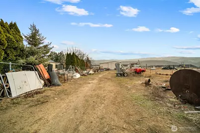 608 N Nester Court, East Wenatchee, WA 98802 - Photo 16