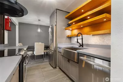 19409 56th Avenue W #201, Lynnwood, WA 98036 - Photo 4