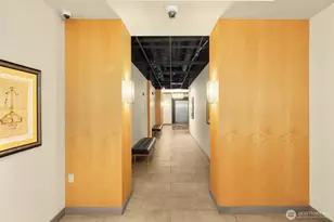 300 110th Ave NE, Bellevue, WA 98004 - Photo 28