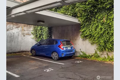 505 Belmont Avenue E #801, Seattle, WA 98102 - Photo 26