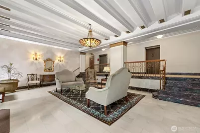 1017 Minor Avenue #901, Seattle, WA 98104 - Photo 16