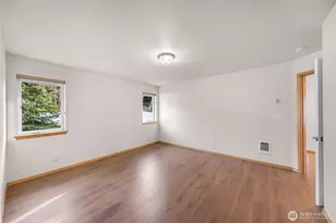 1989 Virginia Ave, Coupeville, WA 98239 - Photo 16