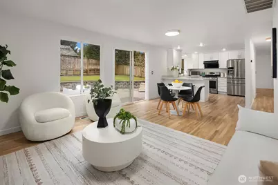 12704 37th Avenue NE, Seattle, WA 98125 - Photo 16