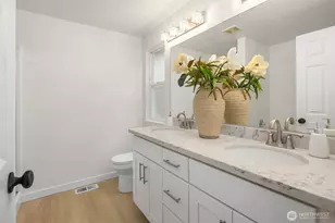 12704 37th Ave NE, Seattle, WA 98125 - Photo 22