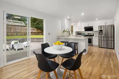 12704 37th Avenue NE, Seattle, WA 98125 - Photo 14