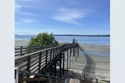 20594 Alder Street NE, Indianola, WA 98342 - Photo 6