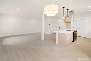 910 S 138th St, Burien, WA 98168 - Photo 4