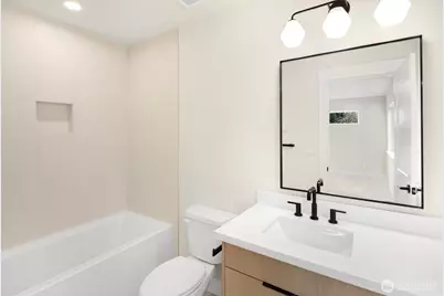 910 S 138th Street #B, Burien, WA 98168 - Photo 12