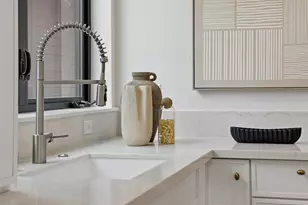 2806 W Dravus St, Seattle, WA 98199 - Photo 14