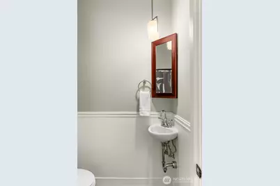 4836 Puget Boulevard SW, Seattle, WA 98106 - Photo 16