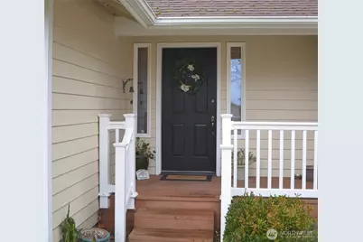 15718 Topaz Drive SE, Yelm, WA 98597 - Photo 2