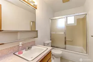 12904 12th Ave S, Burien, WA 98168 - Photo 14