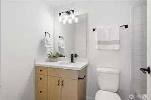 12607 SE 41st Pl, Bellevue, WA 98006 - Photo 16