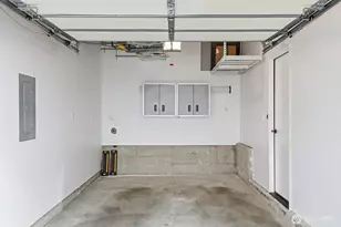 619 Federal Ave E, Seattle, WA 98102 - Photo 32