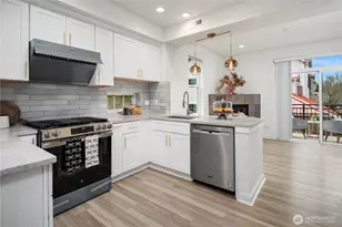 12721 SE 41st Pl, Bellevue, WA 98006 - Photo 16